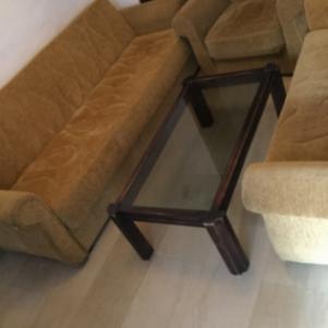 Τριθέσιο διθέσιο και πολυθρόνα με τραπεζάκι 