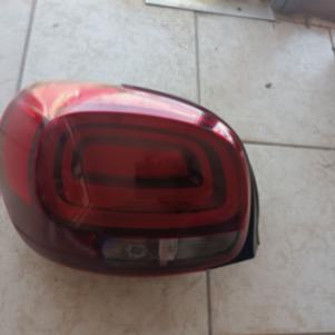 ΠΙΣΩ ΑΡΙΣΤΕΡΟ ΦΑΝΑΡΙ ΓΙΑ CITROEN C3 '16-'23 ΚΩΔΙΚΟΣ 9812257580