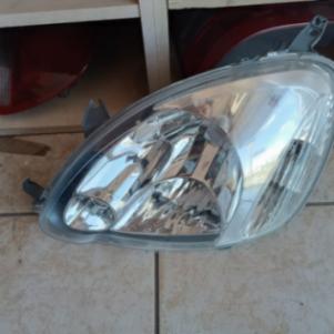 ΕΜΠΡΟΣ ΑΡΙΣΤΕΡΟ ΦΑΝΑΡΙ ΓΙΑ TOYOTA YARIS '03-'05