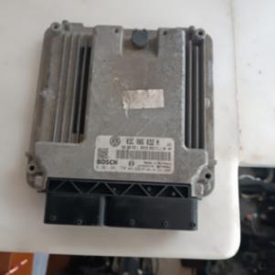 ΕΓΚΕΦΑΛΟΣ ΓΙΑ VW GOLF 5 '04-'08 ΚΩΔΙΚΟΣ 03C906032N