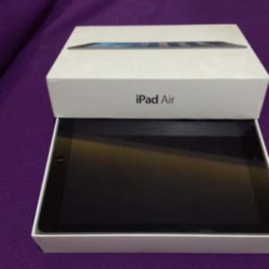 iPad Air Wifi 16GB Like New