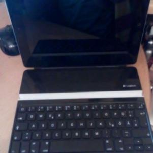 iPad With Keyboard