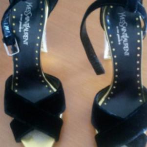 Βελουδινα sandals YSL