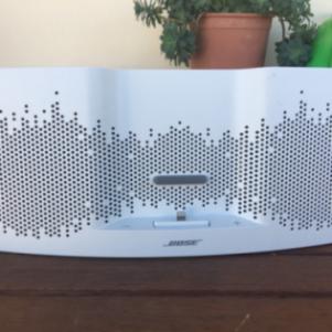 Bose sounddock xt speaker