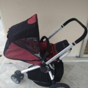 Παιδικό καρότσι Quinny και παιδικό κάθισμα αυτοκινήτου maxi cosi