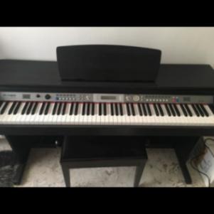 Digital Piano 